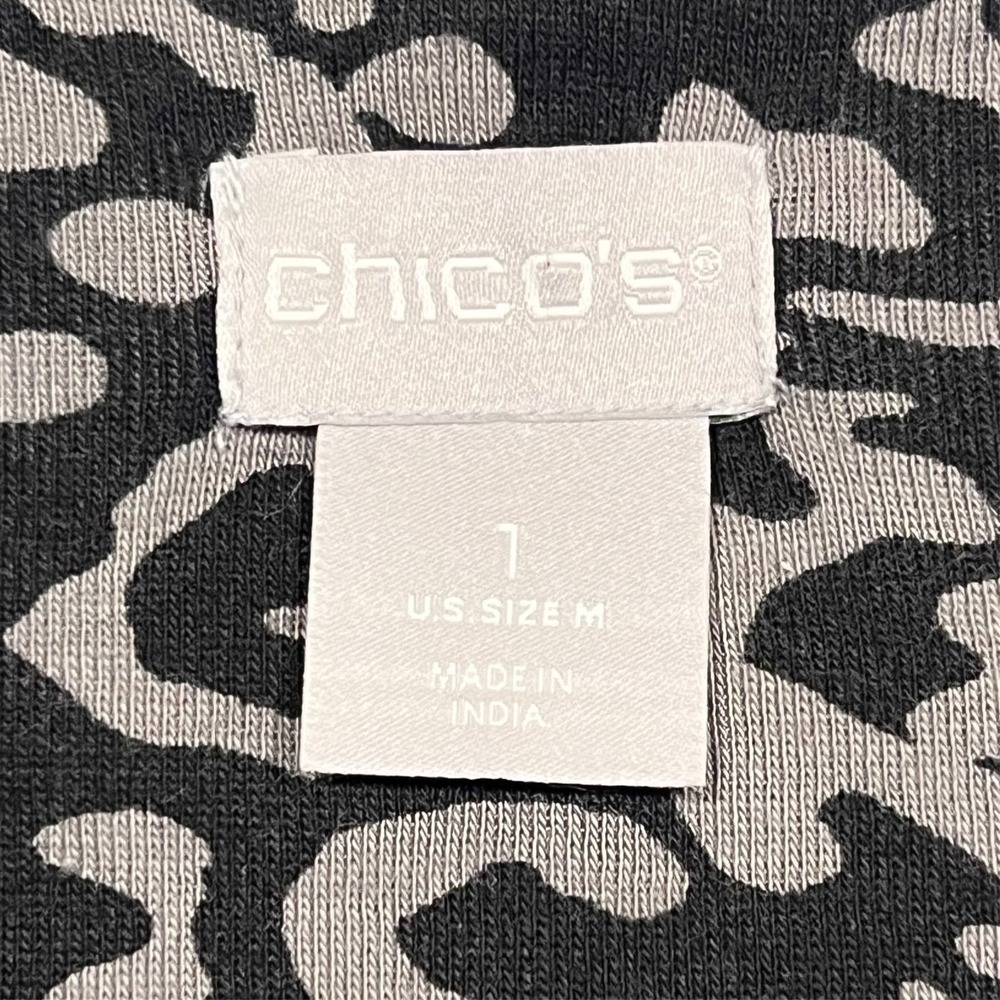Chico's Tunic Top Blouse Leopard Print Pockets Long Sleeve Women's 1 US Medium - Picture 3 of 11